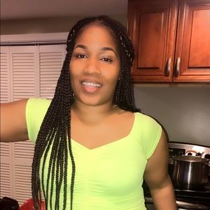 Meet your Posher, Arielle